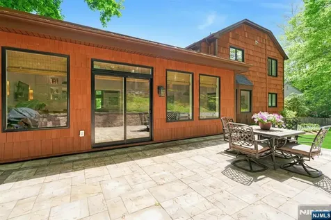 610 Monroe Street Ridgewood NJ 07450