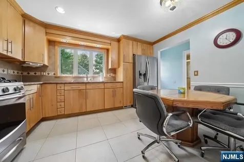 428 Fairfield Avenue Ridgewood NJ 07450