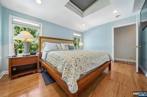 428 Fairfield Avenue Ridgewood NJ 07450
