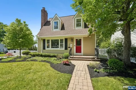 428 Fairfield Avenue Ridgewood NJ 07450