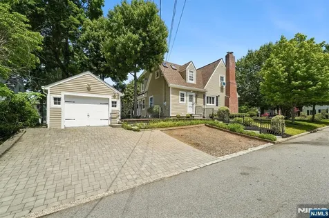 428 Fairfield Avenue Ridgewood NJ 07450