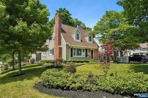 428 Fairfield Avenue Ridgewood NJ 07450