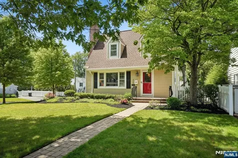 428 Fairfield Avenue Ridgewood NJ 07450