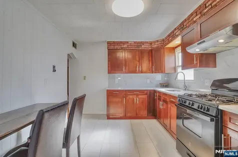 27 Joseph Street Moonachie NJ 07074