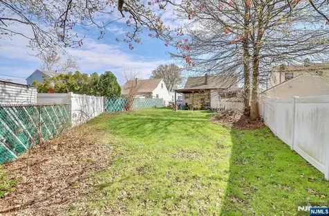 27 Joseph Street Moonachie NJ 07074