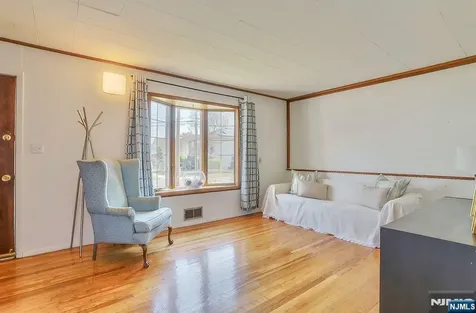 27 Joseph Street Moonachie NJ 07074