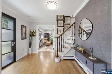 38 Trautwein Crescent Closter NJ 07624