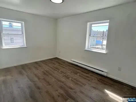 25 Houston Street Newark NJ 07105