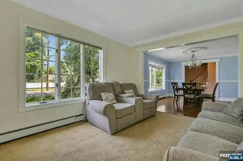 44 W Midland Avenue Paramus NJ 07652