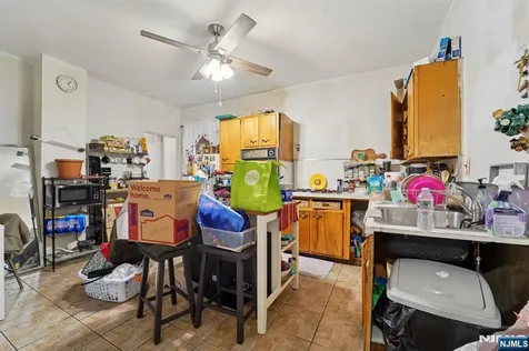 6 4th Street Passaic NJ 07055