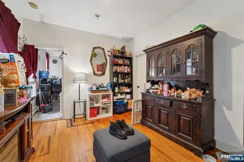 6 4th Street Passaic NJ 07055