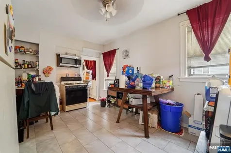 6 4th Street Passaic NJ 07055