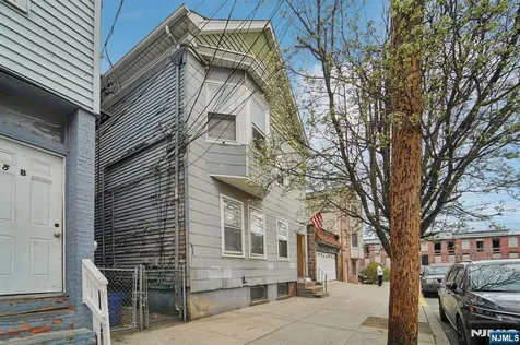 6 4th Street Passaic NJ 07055