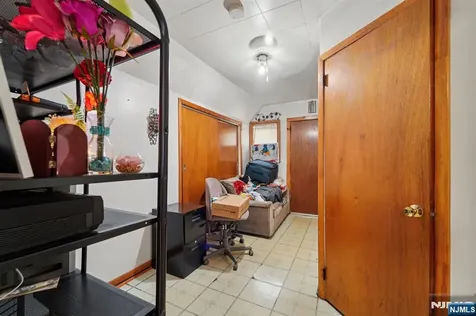 6 4th Street Passaic NJ 07055
