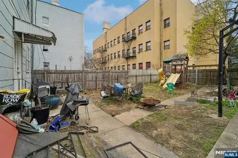 6 4th Street Passaic NJ 07055