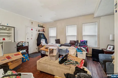 6 4th Street Passaic NJ 07055