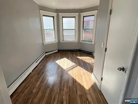 489 Market Street Paterson NJ 07501