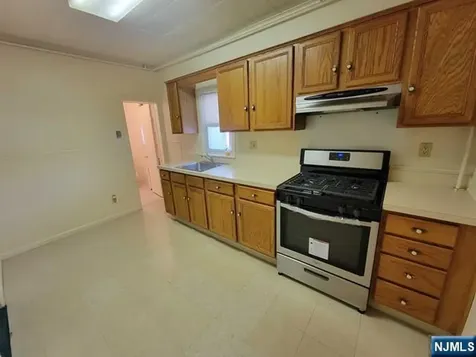 90 Ackerson Street Hackensack NJ 07601