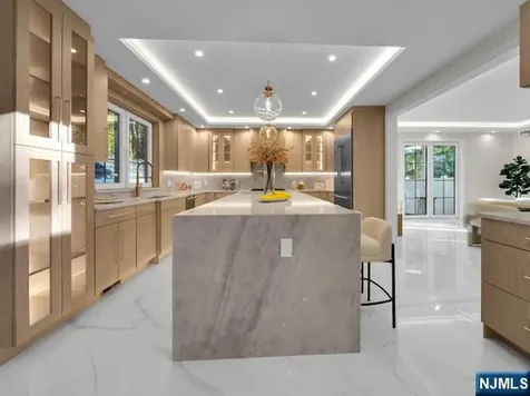 25 Macarthur Avenue Closter NJ 07624