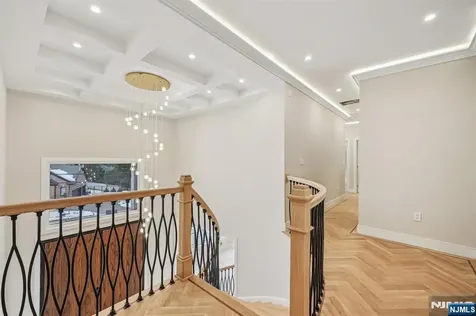 25 Macarthur Avenue Closter NJ 07624