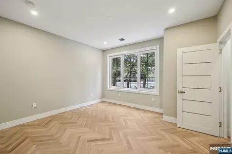 25 Macarthur Avenue Closter NJ 07624