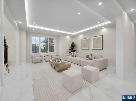 25 Macarthur Avenue Closter NJ 07624