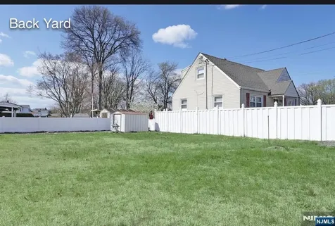 64 Chestnut Street Belleville NJ 07109