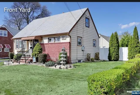 64 Chestnut Street Belleville NJ 07109