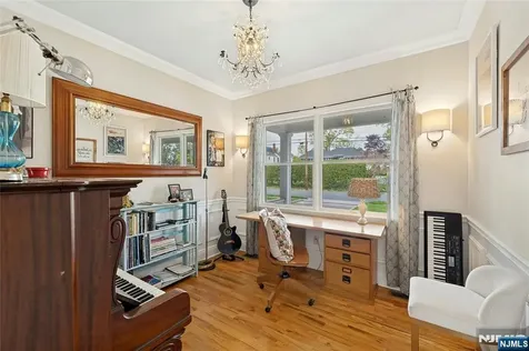 512 Spring Avenue Ridgewood NJ 07450