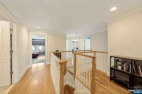 512 Spring Avenue Ridgewood NJ 07450