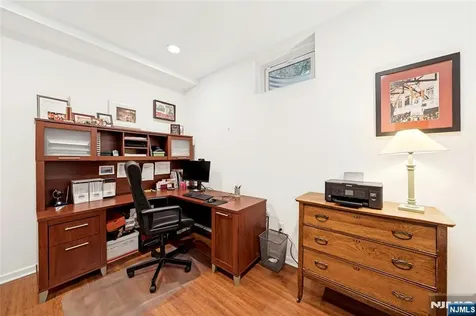 512 Spring Avenue Ridgewood NJ 07450