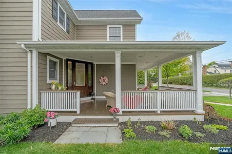 512 Spring Avenue Ridgewood NJ 07450
