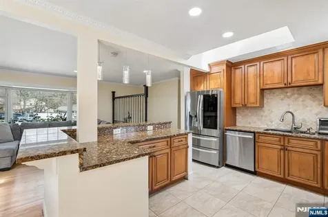 115 Birchwood Terrace Wayne NJ 07470