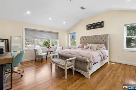 115 Birchwood Terrace Wayne NJ 07470