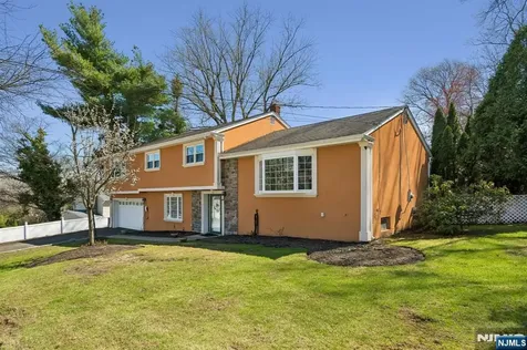 115 Birchwood Terrace Wayne NJ 07470