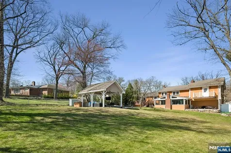 115 Birchwood Terrace Wayne NJ 07470