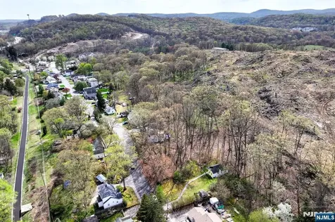 102 Greenwood Avenue Wanaque NJ 07420