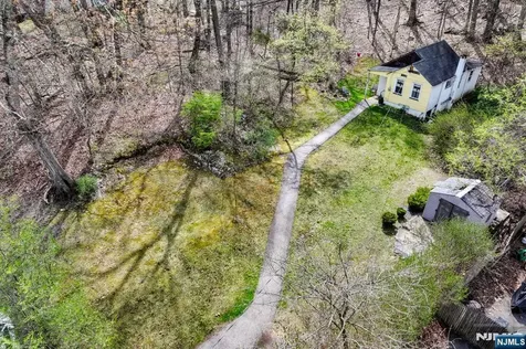 102 Greenwood Avenue Wanaque NJ 07420