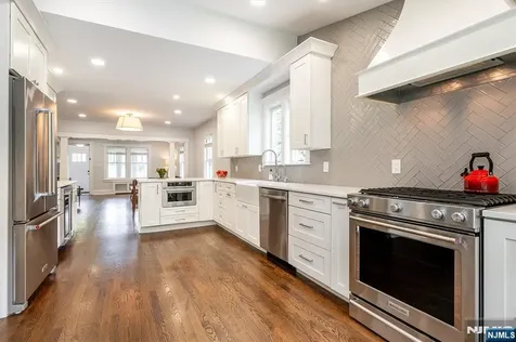 65 Ferndale Avenue Glen Rock NJ 07452