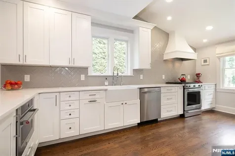 65 Ferndale Avenue Glen Rock NJ 07452