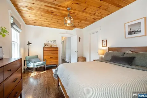 65 Ferndale Avenue Glen Rock NJ 07452