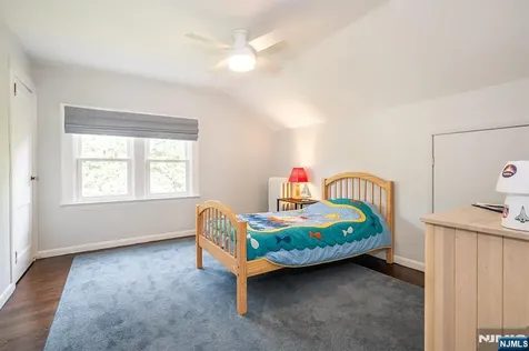 65 Ferndale Avenue Glen Rock NJ 07452