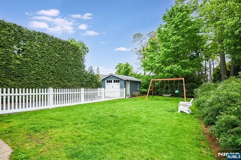 65 Ferndale Avenue Glen Rock NJ 07452