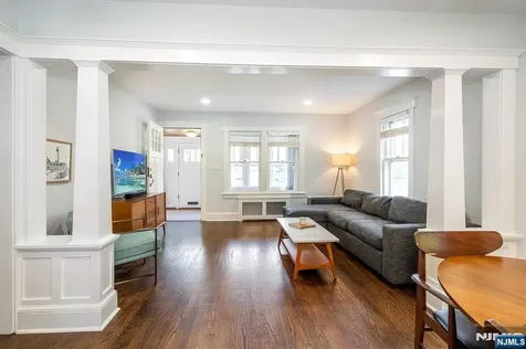 65 Ferndale Avenue Glen Rock NJ 07452