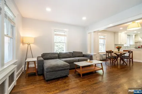 65 Ferndale Avenue Glen Rock NJ 07452