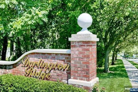 1093 Ash Drive Mahwah NJ 07430