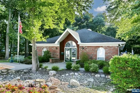1093 Ash Drive Mahwah NJ 07430
