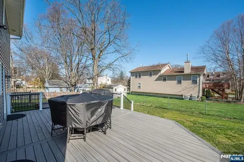 21 Carrol Street Fairfield NJ 07004