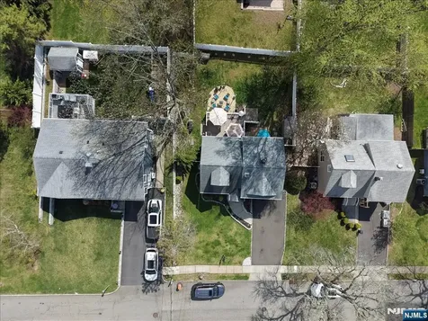 11 Westland Road Verona NJ 07044