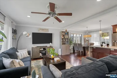 11 Westland Road Verona NJ 07044